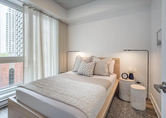Corporate / Business Accommodation In Montreal Heart